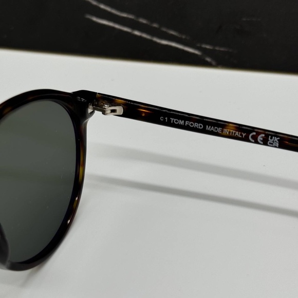 NEW TOM FORD TF904 52R UNISEX POLARIZED SUNGLASSES TOM FORD AURELE FT0904/S - Picture 9 of 10